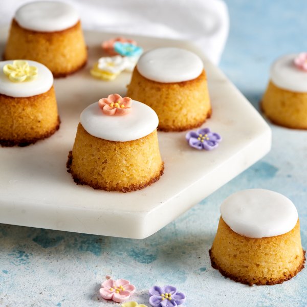 G/F Lime & Coconut Polenta Babycakes