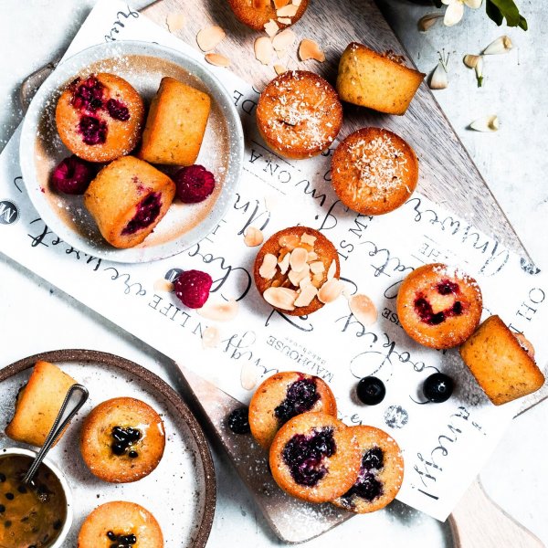 Fancy Little Cakes - Mini Catering Pack